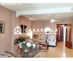 Piso en Venta en Valencia de las Torres, Valencia