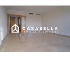 Piso en Venta en Valencia de las Torres, Valencia