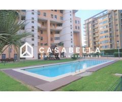 Piso en Venta en Valencia de las Torres, Valencia