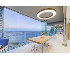 Exclusivo Apartamento de Lujo en Primera Línea de Mar – Illa de la Llum, Diagonal Mar