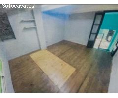 Exclusiva Planta Baja con Altillo en Venta en lEixample, Junto a la Sagrada Familia