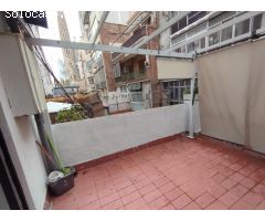 Exclusivo Piso Reformado con Terraza y Vistas a la Sagrada Familia en el Corazón de Barcelona