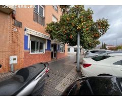 LOCAL COMERCIAL CON LICENCIA, EN ESQUINA DE CALLE  TERESA DE CALCUTA