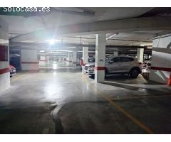AMPLIA PLAZA DE GARAJE JUNTO AV ALMOGÁVARES!!!