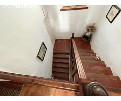 UN GRAN CHALET CON LAS MEJORES VISTAS Y  LA MEJOR UBICACIÓN