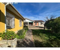 PARCELA DE 3000 M2 SEGREGABLE EN TRES CON DOS CHALETS