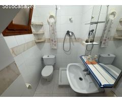???? ¡Oportunidad en Fuente Palmera! Casa adosada con amplios espacios y gran potencial ??????