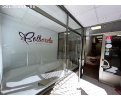 SE VENDE O SE ALQUILA LOCAL COMERCIAL EN PLENA CALLE PEATONAL DE BOIRO