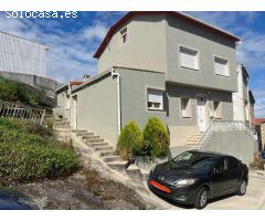 SE VENDE CASA A UN PASO DEL CENTRO DE RIBEIRA