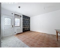 VIVIENDA PARA VIVIR UNA FAMILIA - 3 DORMITORIOS