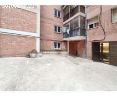 3 LOCALES COMERCIALES EN  ZONA INSTITUT