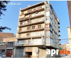 OPORTUNIDAD En MOLLERUSSA!! PISO CÉNTRICO DE 4 HABITACIONES.