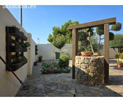 ¡Descubre este impresionante chalet en el  término de Vilanova de Segrià, listo para convertirse en