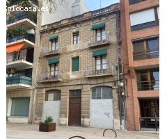 Edificio en el centro de Tortosa