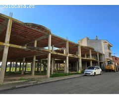 Oportunidad: Casa de 2 pisos con almacén y terreno en Alguaire