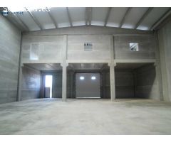 Nave Industrial en el polígono de Cervera, Oportunidad Única !!