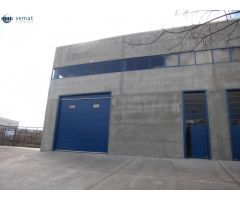 Nave Industrial en el polígono de Cervera, Oportunidad Única !!