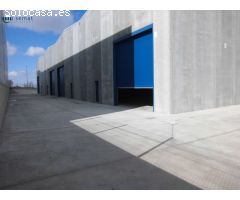 Nave Industrial en el polígono de Cervera, Oportunidad Única !!