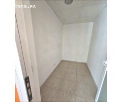 SANT CELONI (CENTRO): LOCAL ESQUINERO EN ALQUILER CON SALIDA DE HUMOS