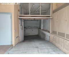 SANT CELONI (CENTRO): PLAZA DE APARCAMIENTO CERCANO ESCUELA AVET ROIG
