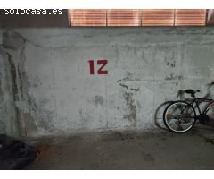 SANT CELONI (CENTRO): PLAZA DE APARCAMIENTO CERCANO ESCUELA AVET ROIG