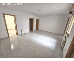 SANT CELONI (CENTRO): PISO CON AMPLIAS TERRRAZAS EN PLENA ZONA PEATONAL ENTRE IGLESIA I PL.VILA