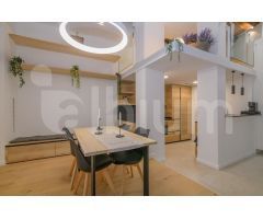 Dúplex con Encanto en el Corazón del Gòtic: Historia, Diseño y Exclusividad