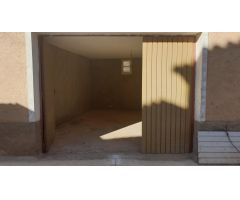 Casa de Pueblo en Venta en Zaragoza, Zaragoza