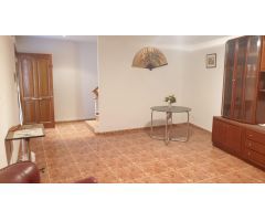 Casa de Pueblo en Venta en Zaragoza, Zaragoza