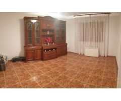 Casa de Pueblo en Venta en Zaragoza, Zaragoza