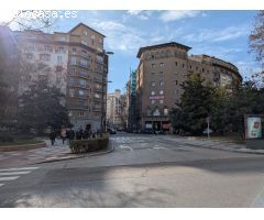 Local comercial en Alquiler en Zaragoza, Zaragoza