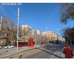 Local comercial en Alquiler en Zaragoza, Zaragoza