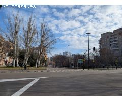 Local comercial en Alquiler en Zaragoza, Zaragoza