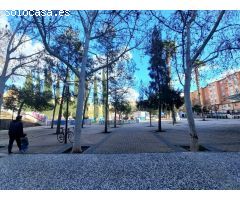 Local comercial en Alquiler en Zaragoza, Zaragoza