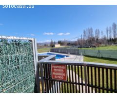 Piso en Venta en Puente la Reina de Jaca, Huesca
