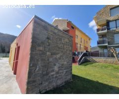 Piso en Venta en Puente la Reina de Jaca, Huesca