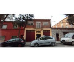 Chalet en Venta en Zaragoza, Zaragoza