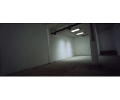 Local comercial en Alquiler en Zaragoza, Zaragoza