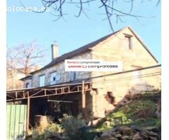 Casa para reformar, muchas posibilidades.