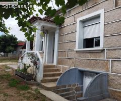 Gran oportunidad en Torneiros: casa independiente con jardín y garaje