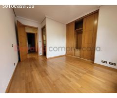 Oportunidad en el centro de Salvaterra Piso de 3 Dormitorios con garaje y trasteros !!
