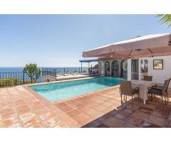 CHALET EN ALFAMAR!