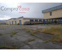 VENTA COMPLEJO INDUSTRIAL CON 40.338 METROS DE SUELO.-