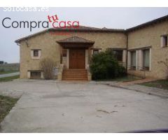 VENTA.-.GRAN CASA.-.20 KILOMETROS SG.