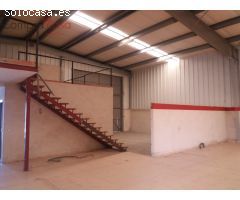VENTA.-.NAVES CON GRAN CAMPA.-.POLIGONO NICOMEDES GARCIA.-NEGOCIABLE.-