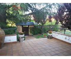 VENTA.-.CHALET INDIVIDUAL.-.PISCINA.-.GARAJE.-.HUERTA