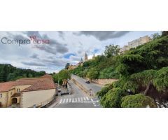 VENTA.-.PUENTE DE SANCTI SPIRITU.-.GARAJE Y TRASTERO.-