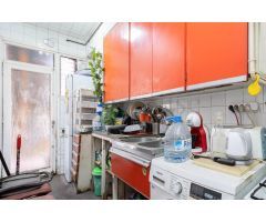 PISO PARA REFORMAR CON MUCHAS POSIBILIDADES EN LA NOVA ESQUERRA DE L EIXAMPLE