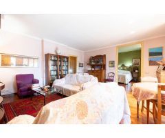 LUNINOSO PISO EN VENTA EN EL QUADRAT DOR