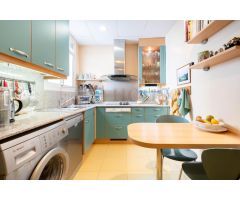 LUNINOSO PISO EN VENTA EN EL QUADRAT DOR